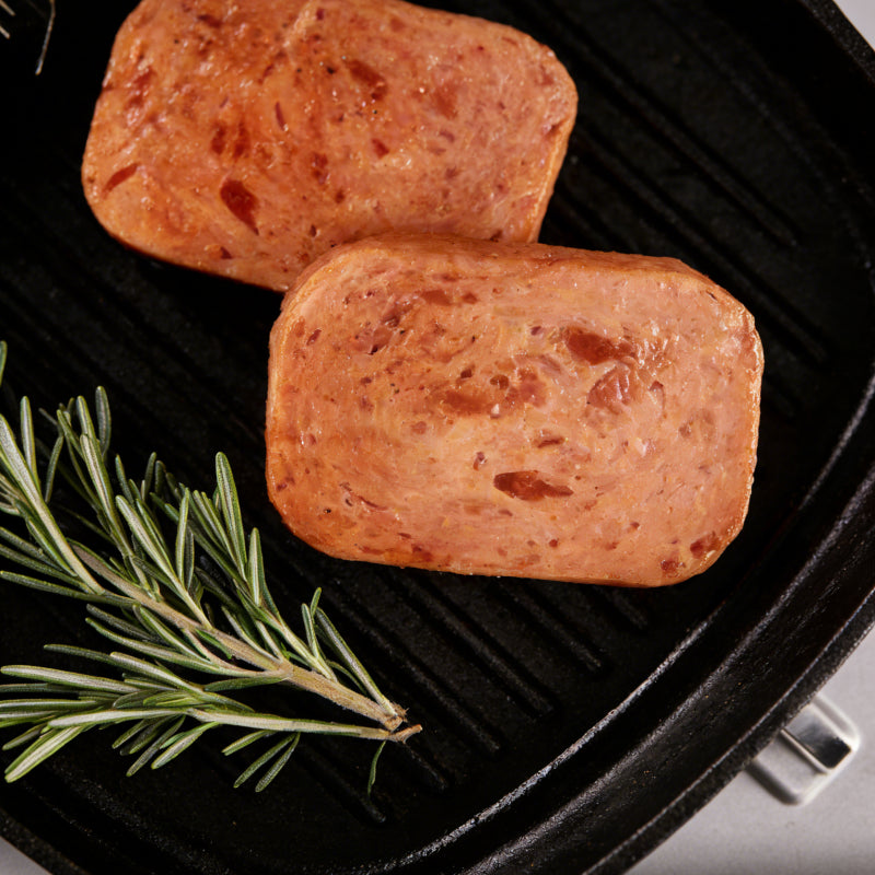 5.50oz/1bag Black Pork Luncheon Meat