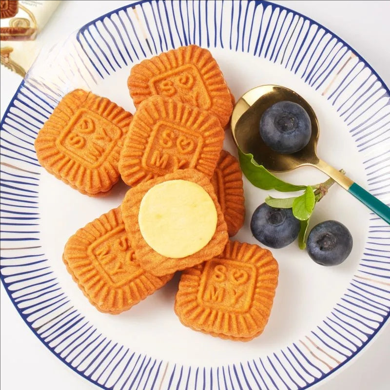 10.43oz/1bag Caramel Filled Cookies