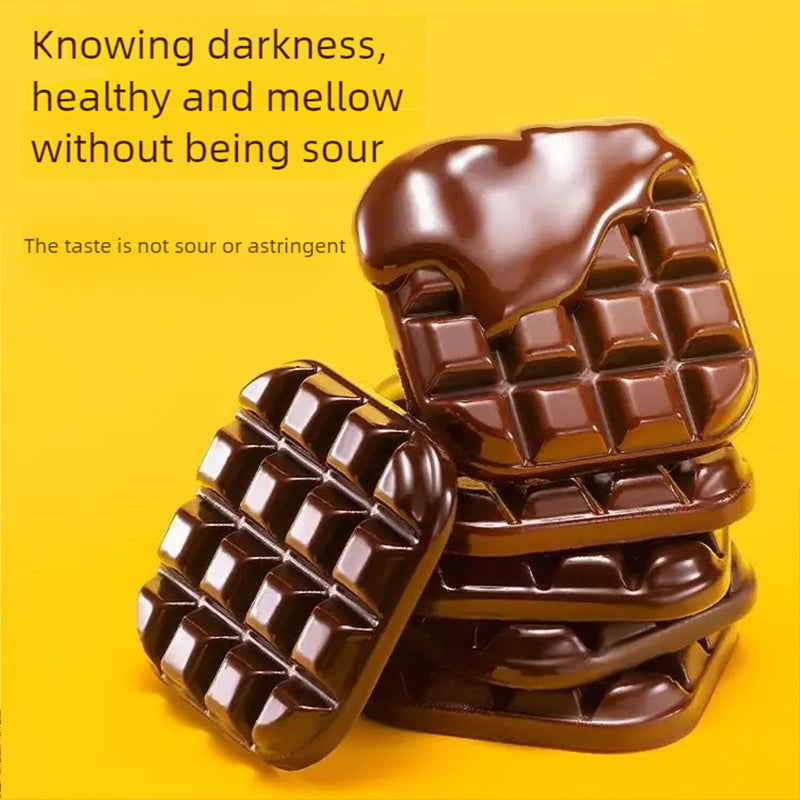 5.49oz/1boxed Three Sguirrels Chocolate