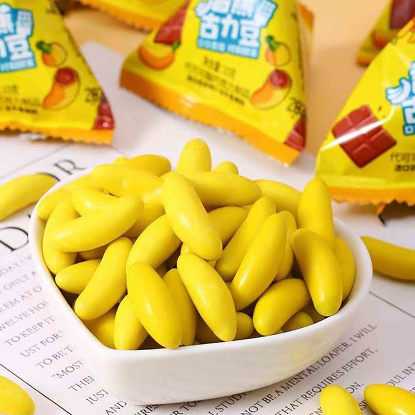 8.28oz/1boxed Banana shaped heart-shaped Chocolate,Party Snacks