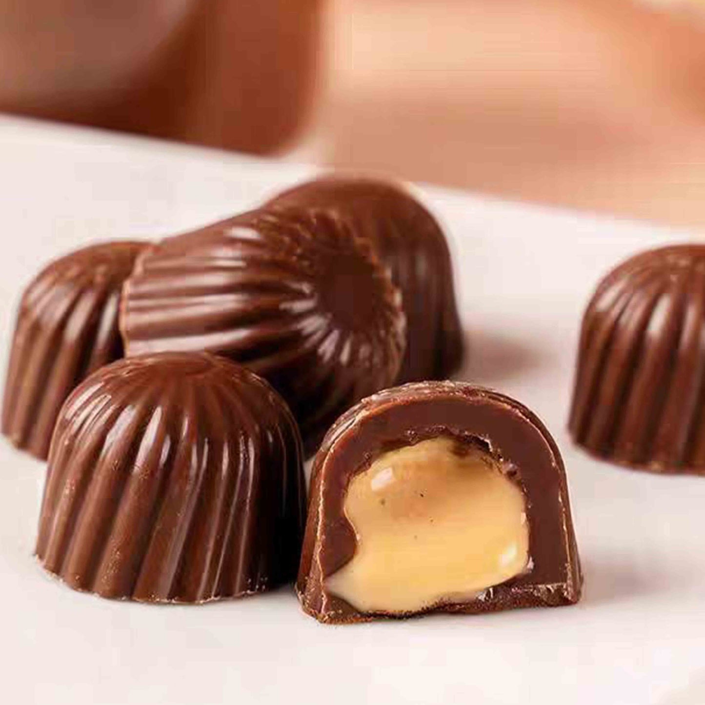 8.11oz/1boxed [Yipin Rabbit] Nutty-Filled Cocoa Butter Substitute Chocolate,Party Snacks